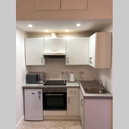 Glenfinnan - Two Bedroom Apartment Данфермлин Экстерьер фото
